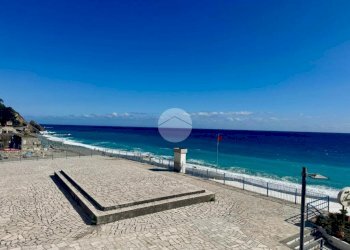 Two-room apartment Lungomare C. Colombo, Deiva Marina - photo 17