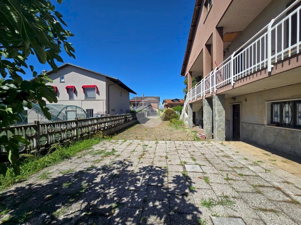 Villa Via IV Novembre, Bosconero - foto 2