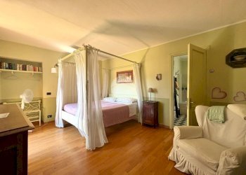 Three-room apartment Piazza san michele, Rosta - photo 17