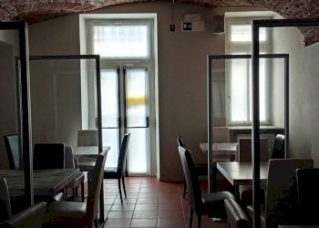 Negozio Via Amedeo Rossi, Cuneo (zona Centro Storico) - foto 5