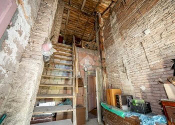 Stable - Palace Via Roma, Baricella - photo 11