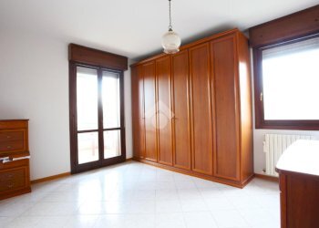 Three-room apartment Via 25 Aprile, Sala Bolognese - photo 13