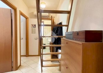 Three-room apartment Via Risara, Montelabbate - photo 14