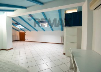 Porzione di casa Via Indipendenza 
 Brescia est, Brescia, Brescia - foto 12