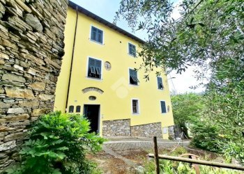 Semi-detached house Via Vivarelli, Andora - photo 1