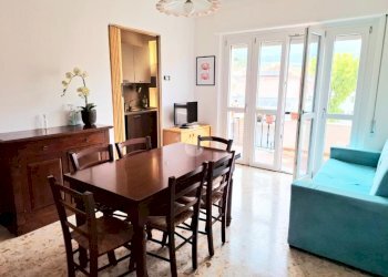 Three-room apartment Via Alessandro Manzoni, San Bartolomeo al Mare - photo 2