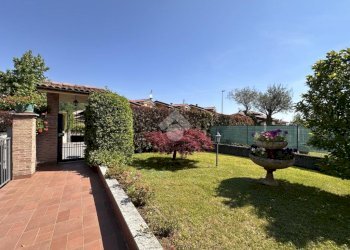 Porzione di casa Via cecco angiolieri, Giaveno - foto 9