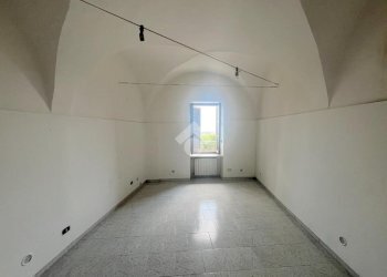 Four-room apartment Piazzale S. Maurizio, Pinerolo - photo 14