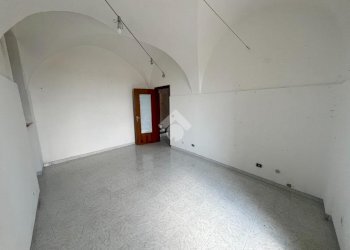 Four-room apartment Piazzale S. Maurizio, Pinerolo - photo 16