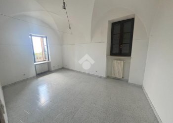 Four-room apartment Piazzale S. Maurizio, Pinerolo - photo 17