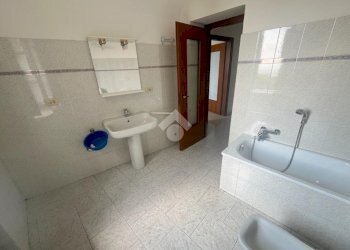 Four-room apartment Piazzale S. Maurizio, Pinerolo - photo 24