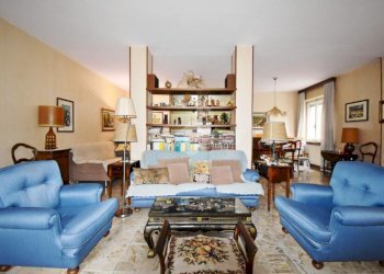 Appartamento Via Lorenzo Garda, Ivrea - foto 1