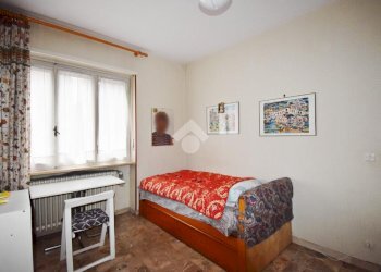 Appartamento Via Lorenzo Garda, Ivrea - foto 12