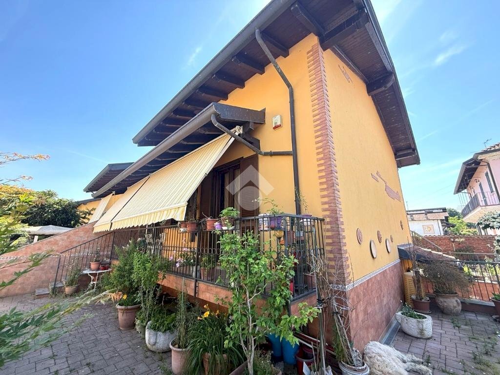 Semi-detached house Via Tornura, Cassolnovo - photo 1