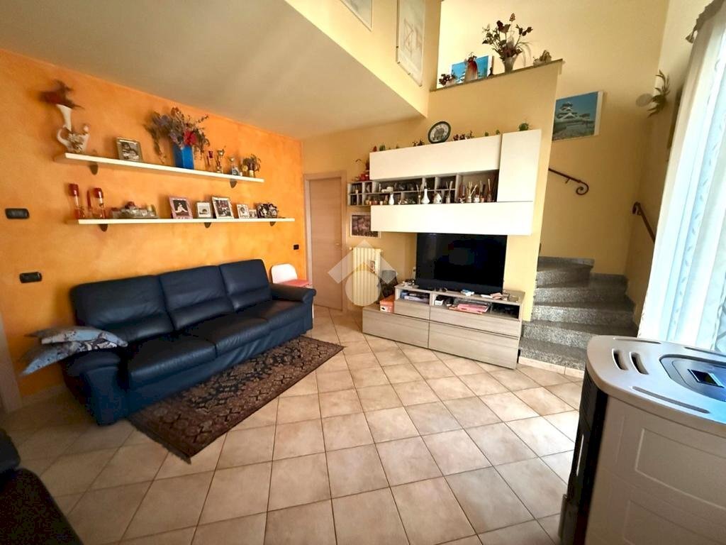 Semi-detached house Via Tornura, Cassolnovo - photo 2