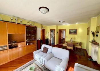 Three-room apartment Via Monte Emilius, Quart - photo 5