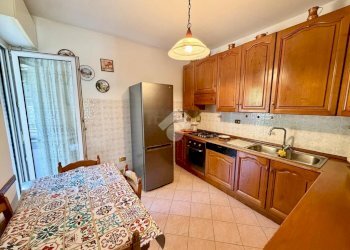 Three-room apartment Via Monte Emilius, Quart - photo 6