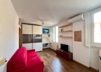 One-room apartment Via Altaguardia, Milano (neighborhood Ticinese) - photo 11