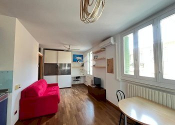 One-room apartment Via Altaguardia, Milano (neighborhood Ticinese) - photo 12