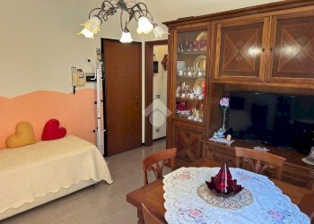 Two-room apartment Strada Alessandria, Parma (neighborhood San Leonardo) - photo 1
