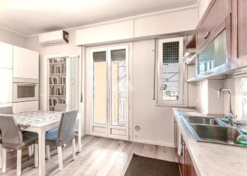 Two-room apartment Viale Edoardo Jenner, Milano (neighborhood Maciachini) - photo 1