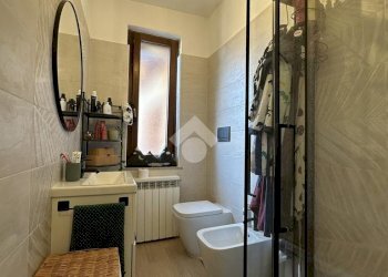 Three-room apartment Via Cesare Battisti, Carugate - photo 27