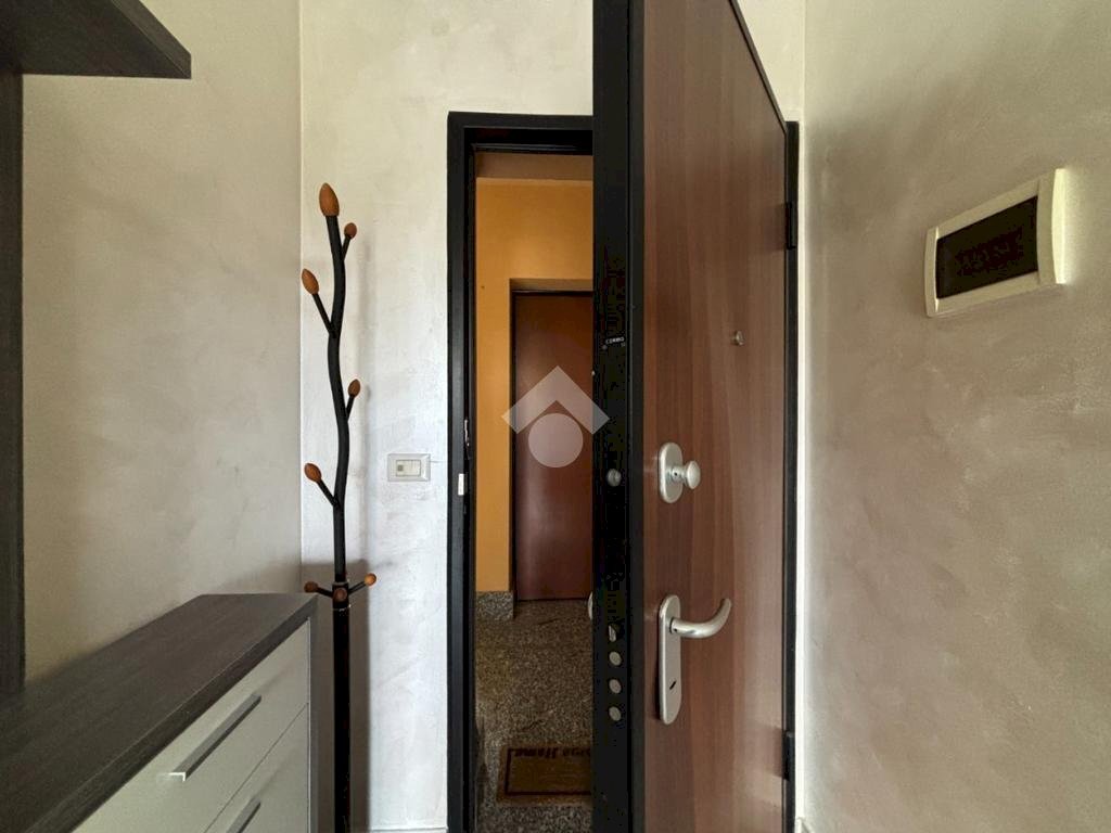 Two-room apartment Via Paolo Borsellino, Chivasso - photo 2