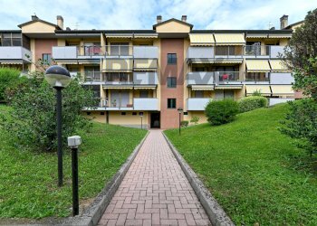 Edificio all\'aperto - Three-room apartment via sandro pertini
 
48, Settala - photo 2