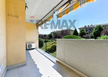 Balcone - Three-room apartment via sandro pertini
 
48, Settala - photo 11