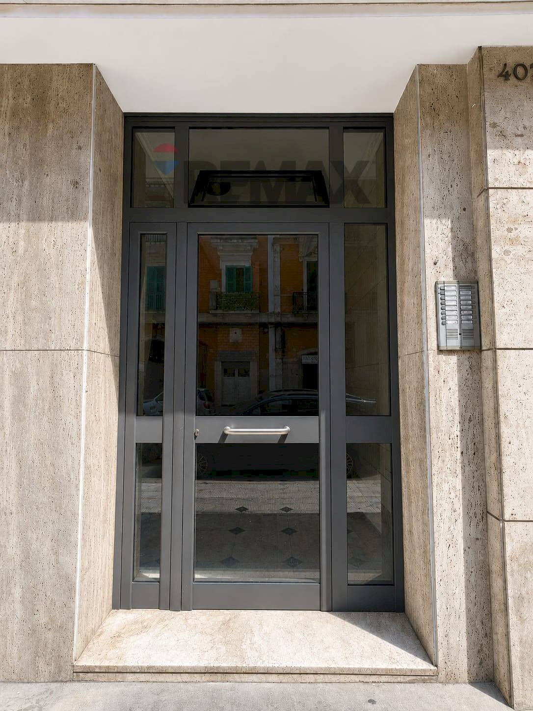Edificio all\'aperto - Quadrilocale Via Principe Amedeo
407, Bari - foto 3