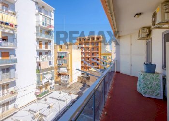 Balcone - Appartamento Via Generale De Bernardis
 
19, Bari - foto 24