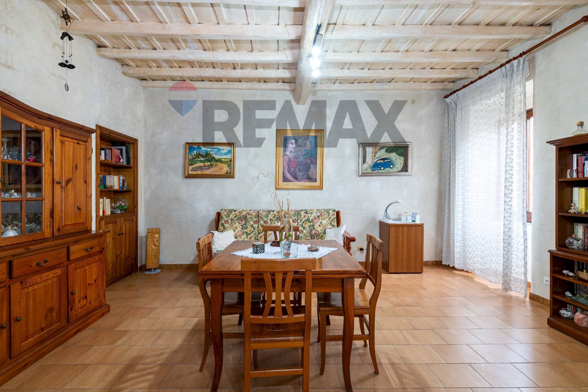 Sala da pranzo - Trilocale PIAZZA GIOSUE' CARDUCCI
 
1, Monterotondo - foto 1