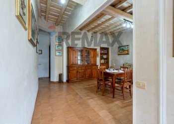 Sala da pranzo - Three-room apartment PIAZZA GIOSUE' CARDUCCI
1, Monterotondo - photo 3