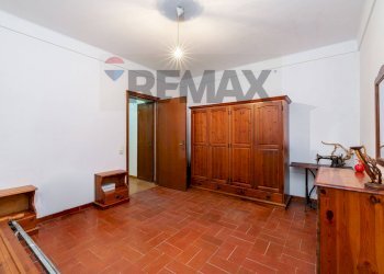 Camera / camera da letto - Three-room apartment PIAZZA GIOSUE' CARDUCCI
1, Monterotondo - photo 17