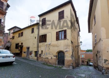 Edificio all\'aperto - Three-room apartment PIAZZA GIOSUE' CARDUCCI
1, Monterotondo - photo 28