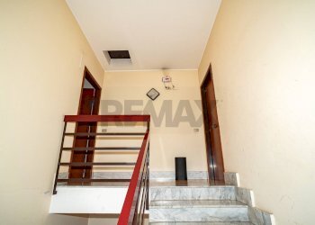 Scale - Apartment SP13
 
49, Motta Sant'Anastasia - photo 4