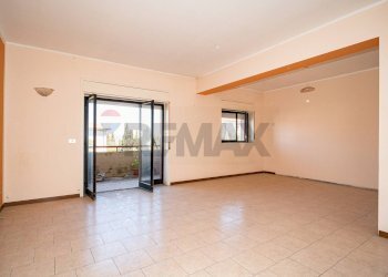 Stanza vuota - Apartment SP13
 
49, Motta Sant'Anastasia - photo 7
