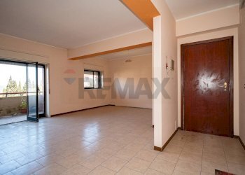Stanza vuota - Apartment SP13
 
49, Motta Sant'Anastasia - photo 15