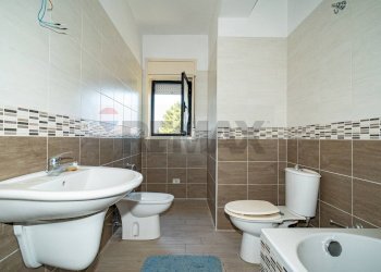 Bagno - Apartment SP13
 
49, Motta Sant'Anastasia - photo 24