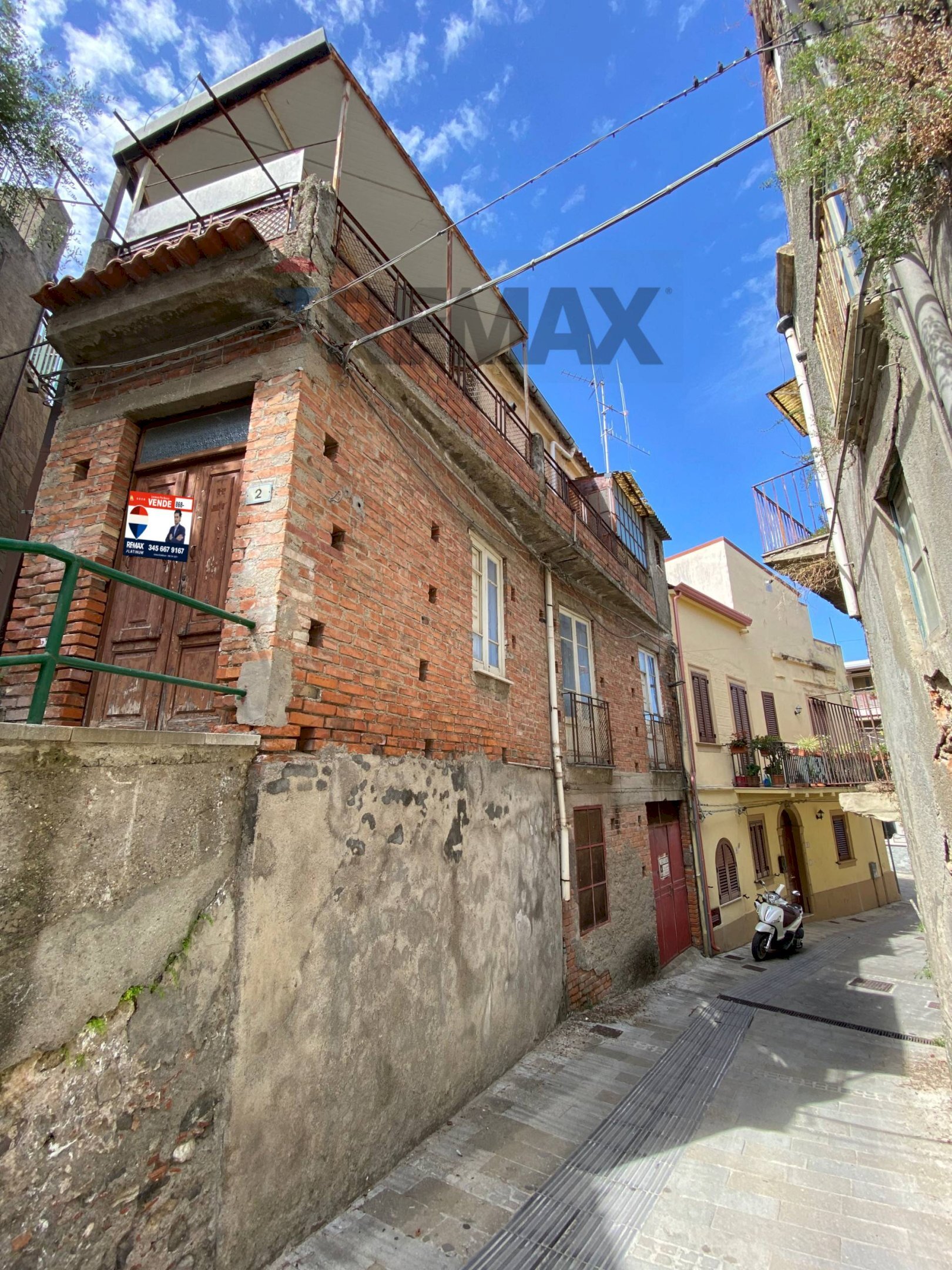 Edificio all\'aperto - Casa semi indipendente Via Misericordia
 
2, Gualtieri Sicaminò - foto 1