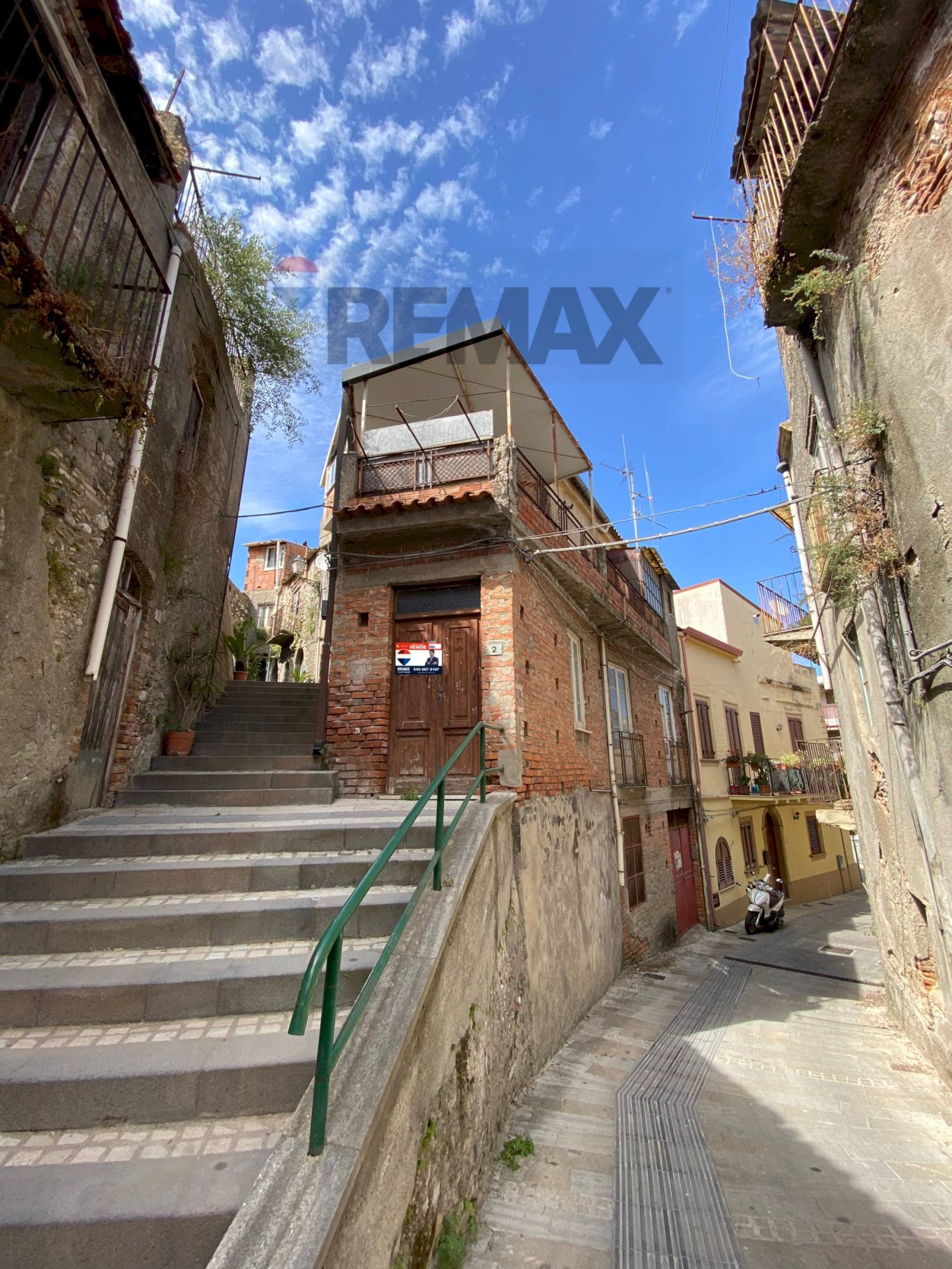 Edificio all\'aperto - Casa semi indipendente Via Misericordia
2, Gualtieri Sicaminò - foto 2