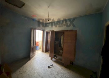 Stanza vuota - Semi-detached house Via Misericordia
 
2, Gualtieri Sicaminò - photo 16