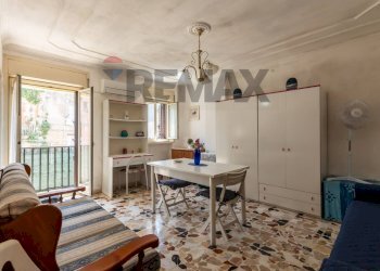 Sala da pranzo - Casa indipendente Via San Giovanni Battista
 
32, Caltagirone - foto 12
