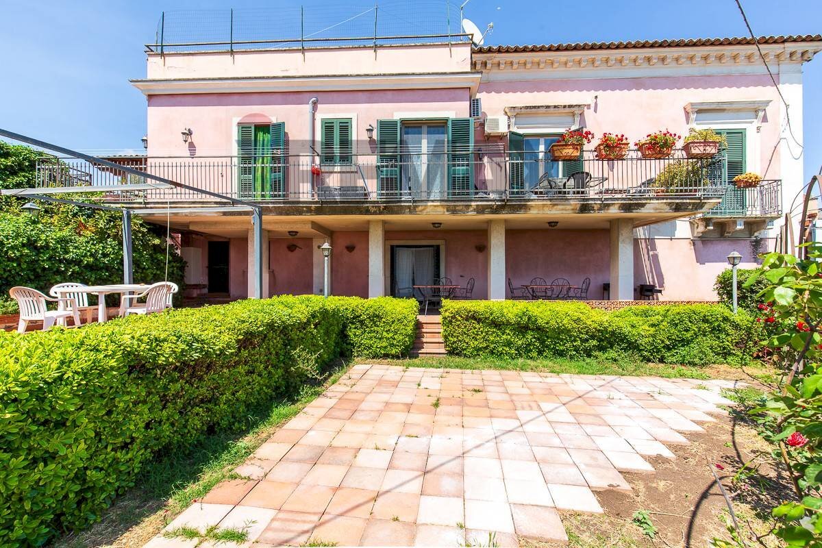 Casa all\'aperto - Villa Via Umberto, San Gregorio di Catania - foto 1