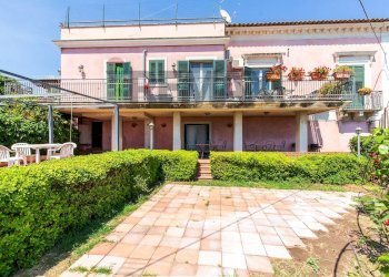 Casa all\'aperto - Villa Via Umberto, San Gregorio di Catania - foto 1