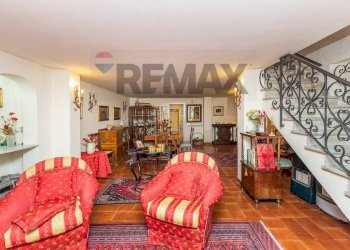 Sala da pranzo - Villa Via Umberto, San Gregorio di Catania - foto 24