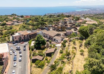Edificio all\'aperto - Villa Via Umberto, San Gregorio di Catania - foto 124
