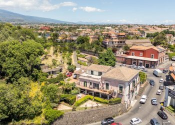 Edificio all\'aperto - Villa Via Umberto, San Gregorio di Catania - foto 134