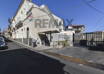 Edificio all\'aperto - Three-room apartment Via San Martino
 
16, Acireale - photo 1