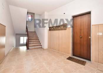 Ricezione / Lobby - Three-room apartment Via San Martino
 
16, Acireale - photo 5